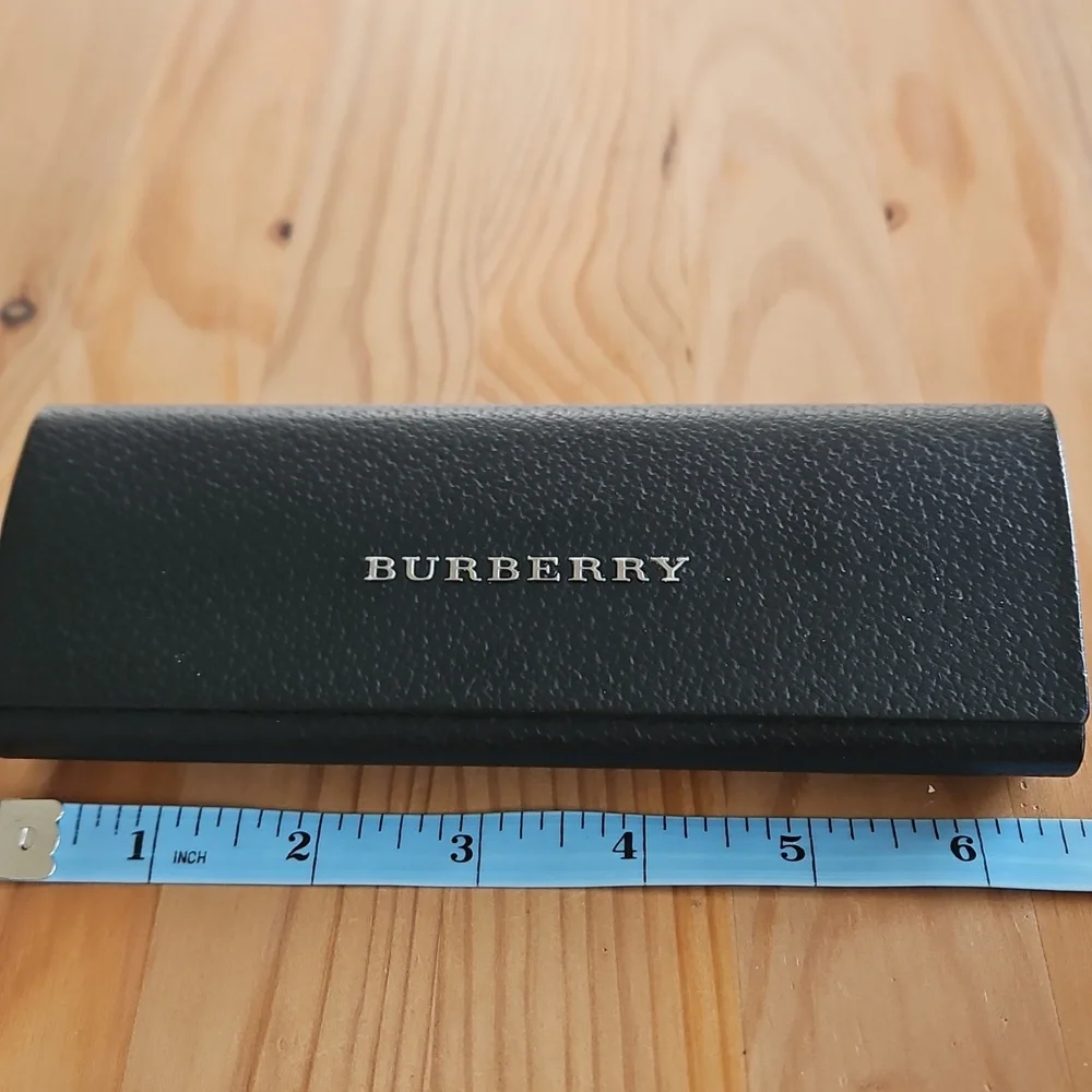Burberry eyeglasses case